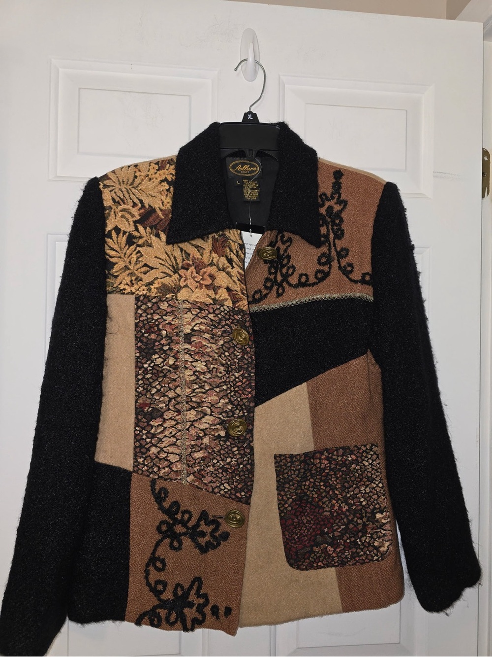 Allure Vintage Tapestry Patchwork Jacket Large NWT Embroidery Ribbon Tan Black - Picture 5 of 16